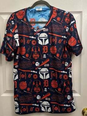 Detroit Tigers MLB Star Wars Theme Night Reversible V-Neck Shirt Size XL
